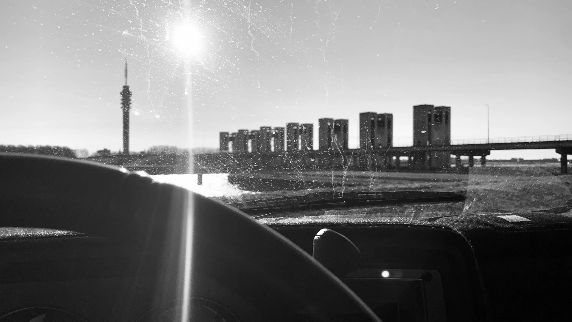 I need to clean the windscreen