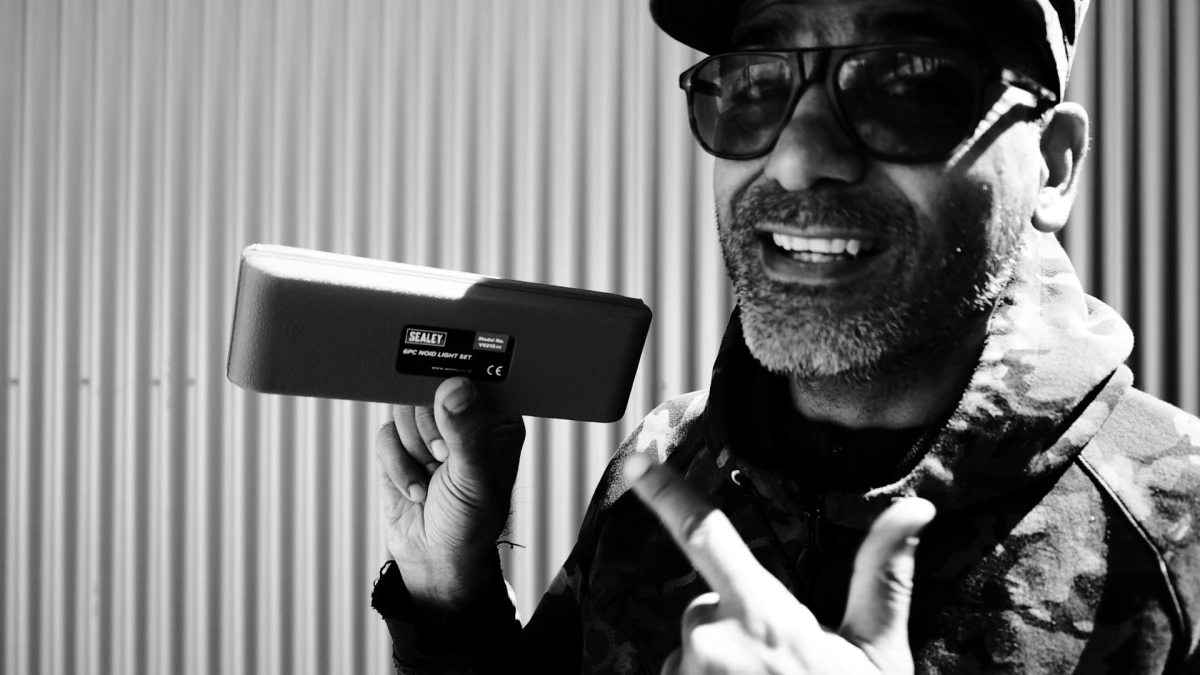 Get yourself a Noid Light set